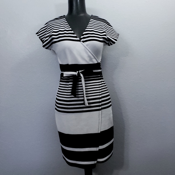 Rebel Sugar Faux Wrap Dress (S) - Picture 3 of 11